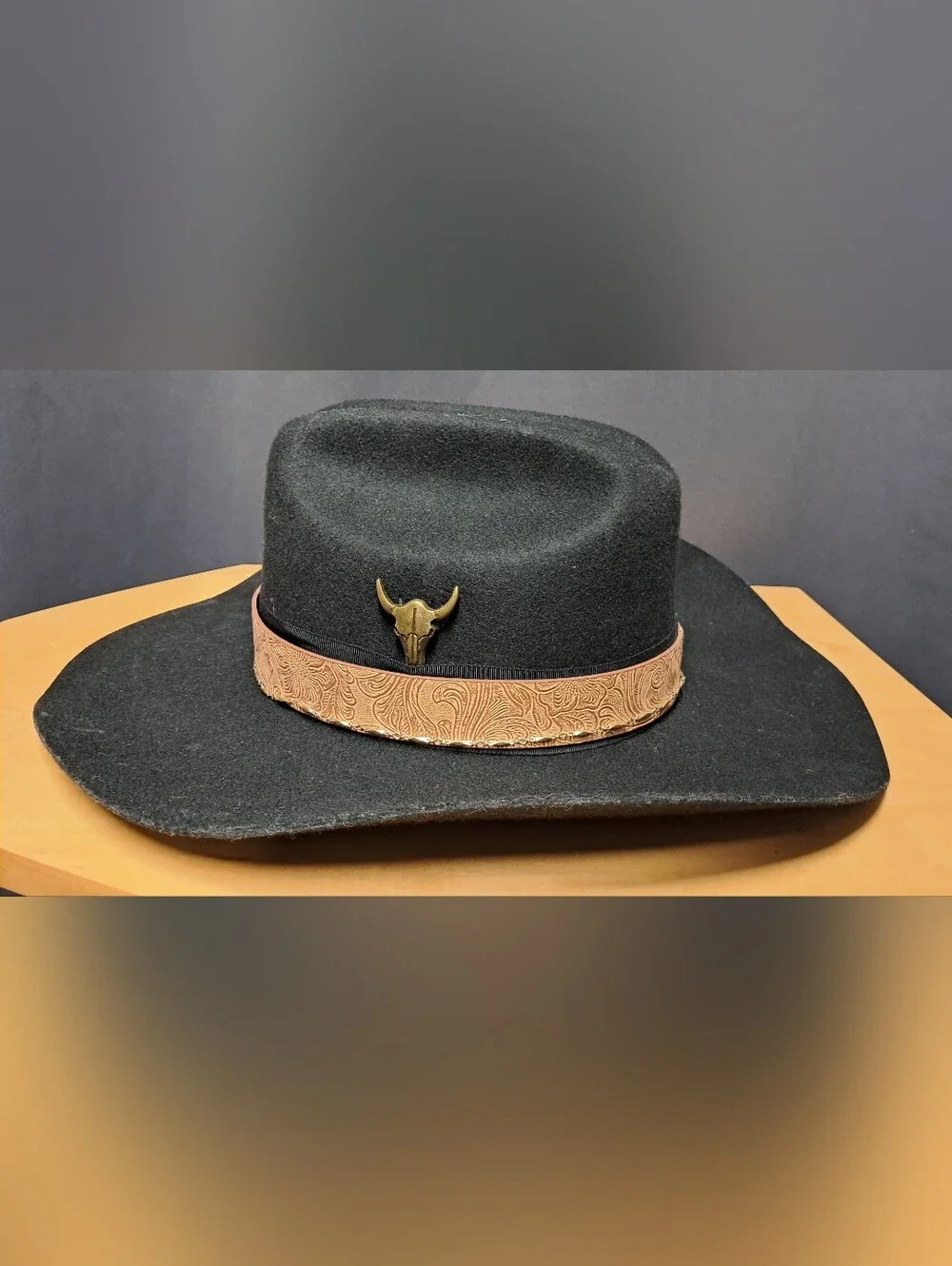 Shyanne Women's Wool Felt Cowboy Hat with Bull Skull Concho & Floral Band OSFM